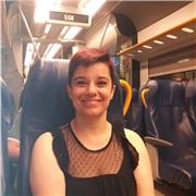 Insegnante nata in Italia da padre italiano e madre inglese